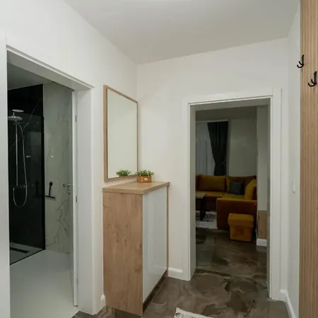 Apartment Deluxe Sanski Most