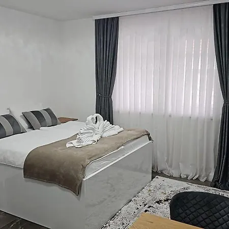 Apartment Deluxe
